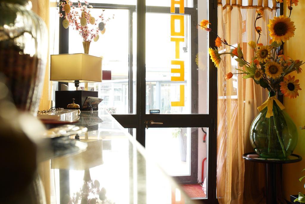 Hotel Buenos Aires Монтекатини-Терме Экстерьер фото